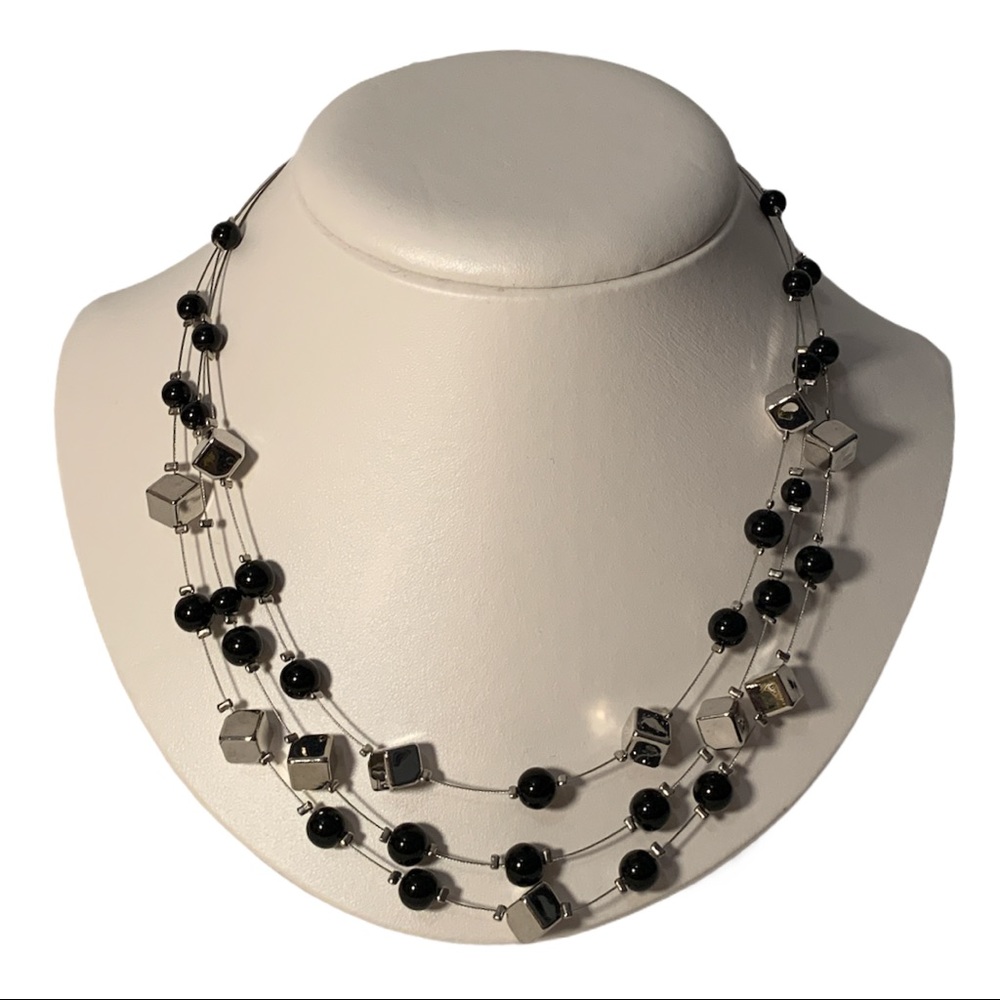 5/$25 Beaded Silver & Black Wire Eye Hole Clasp Stretch Necklace